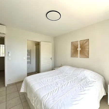 Elodie Climatisee Pour 10 Personnes Avec Piscine Privee, Vue Sur Les Collines Et La Mer, Sur Le Domaine De Valcros A La L Villa *